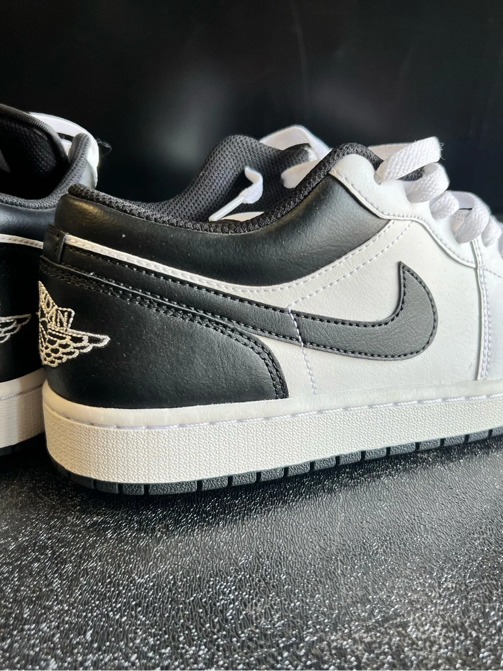 Air Jordan 1 Low Retro White/Black Sneakers